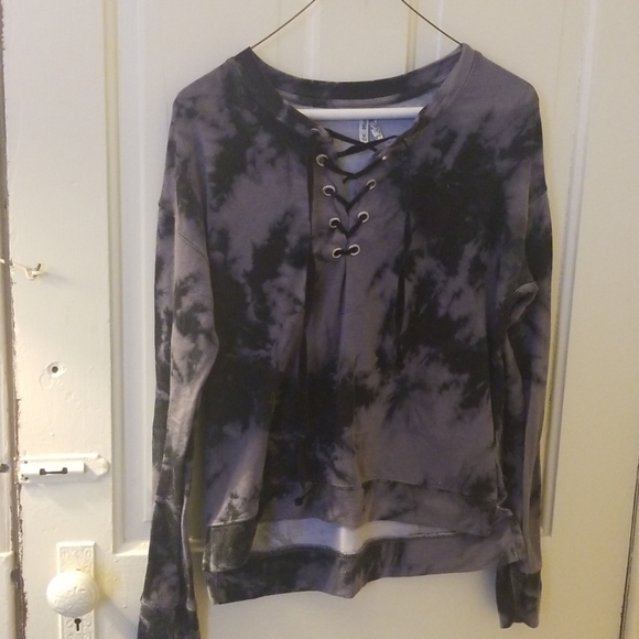 Mudd Tops - 🌸 Acid wash style lace front top